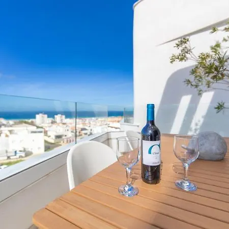 Superior, Calma, Terraza Gigante Con Vistas Al Mar Y Jacuzzi, Parking, Hasta 6 Personas